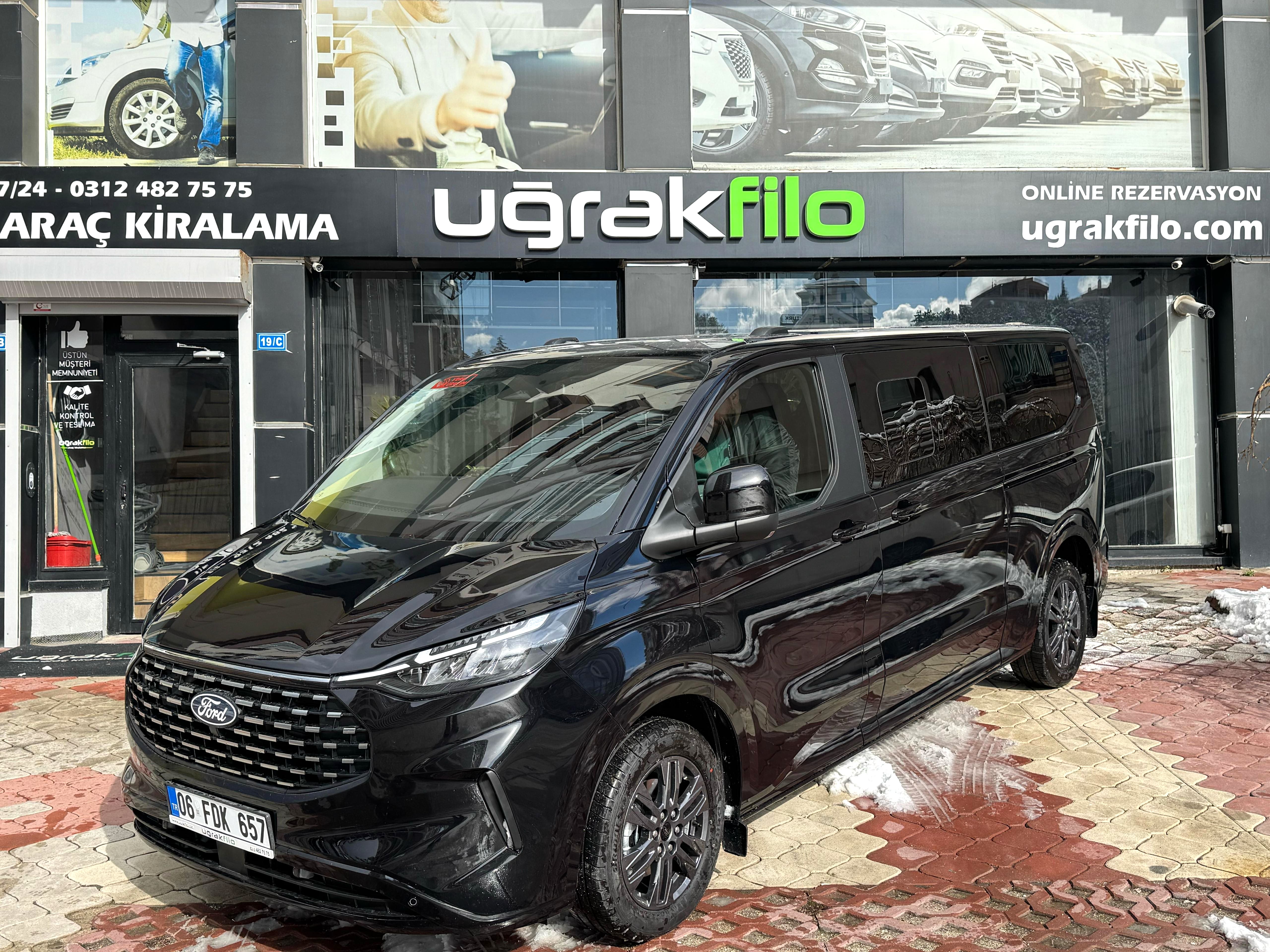 FORD CUSTOM  8+1 DİZEL OTOMATİK  - ANKARA ARAÇ KİRALAMA